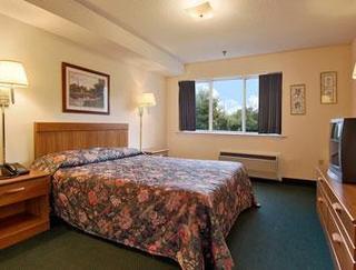 Days Inn & Suites Groton/Mohegan Sun/Foxwoods Zewnętrze zdjęcie